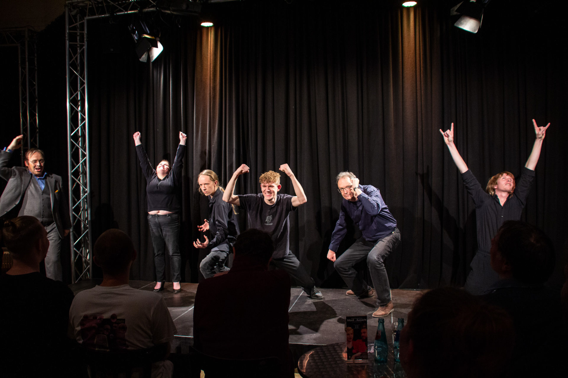 Werkshow ImproLabor B | Einsteiger zum ersten Mal auf der Bühne