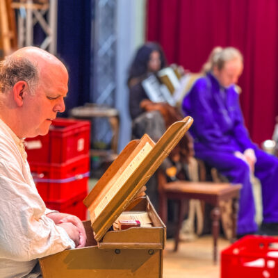 2025_HitlersAchselschweiss_Probenfoto_1